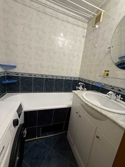 оренда 3 кімнатної квартири в районі центрального ринку