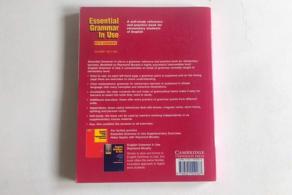 Raymond Murphy – Essential Grammar in Use (with answers) // Cambridge