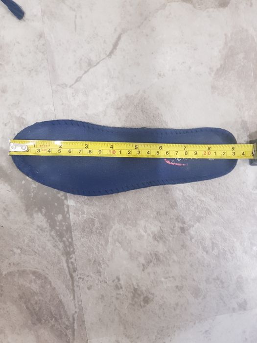 Продам футбольні бутси 36 р.