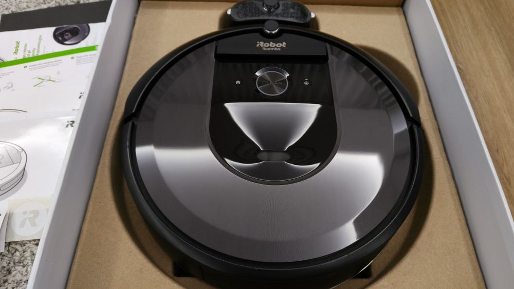 Irobot Roomba i7 jak nowy.