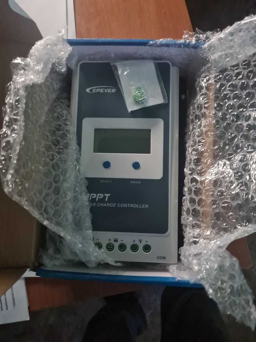 Контролер заряду від сонячних панелей, MPPT  Epever 20A