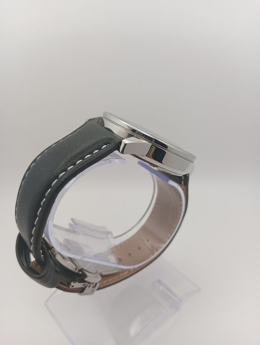 *168*JUNGHANS 41/4.4.4.9.610 z chronografem