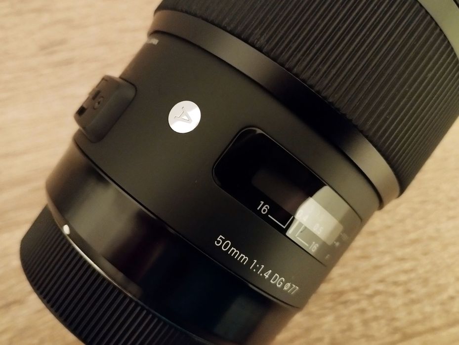 Sigma 50mm 1.4 ART (Mount Canon) - como nova