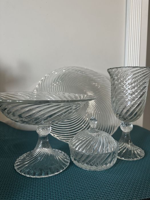 Zestaw  szkła wzór „ spirelli ” Ząbkowice