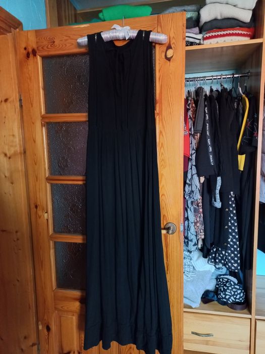 Czarna sukienka Terrastyll