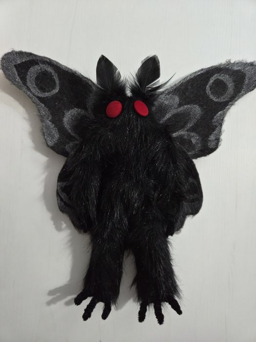 Duży pluszowy Mothman
