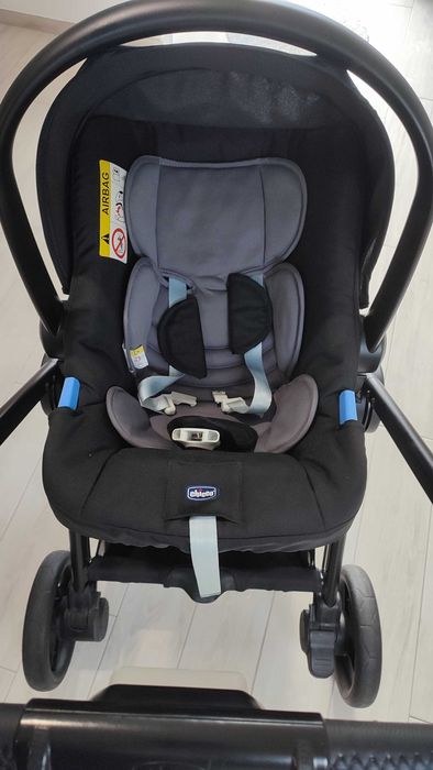 Carrinho de passeio + ovo (Duo Bets Friend Chicco)