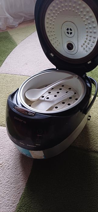 Продаеться мультиварка