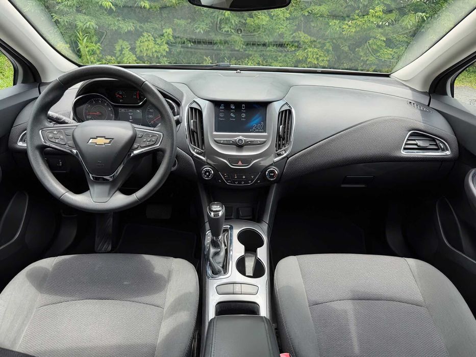 Chevrolet Cruze LT      2017