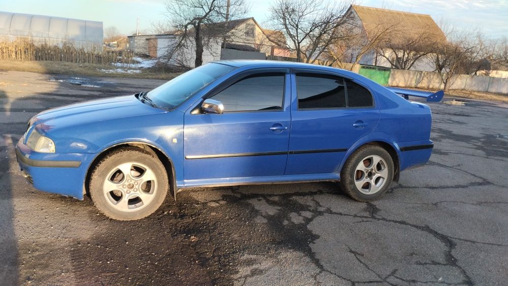 Октавія тур 1,6 газ/бензин