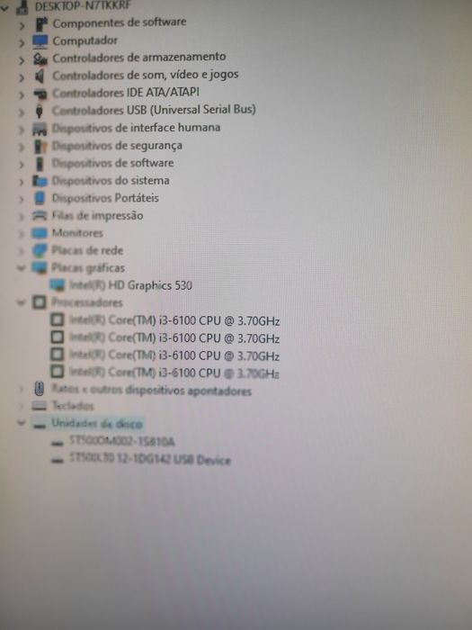 Desktop Fujitsu Esprimo D556 i3 de 6th gen,