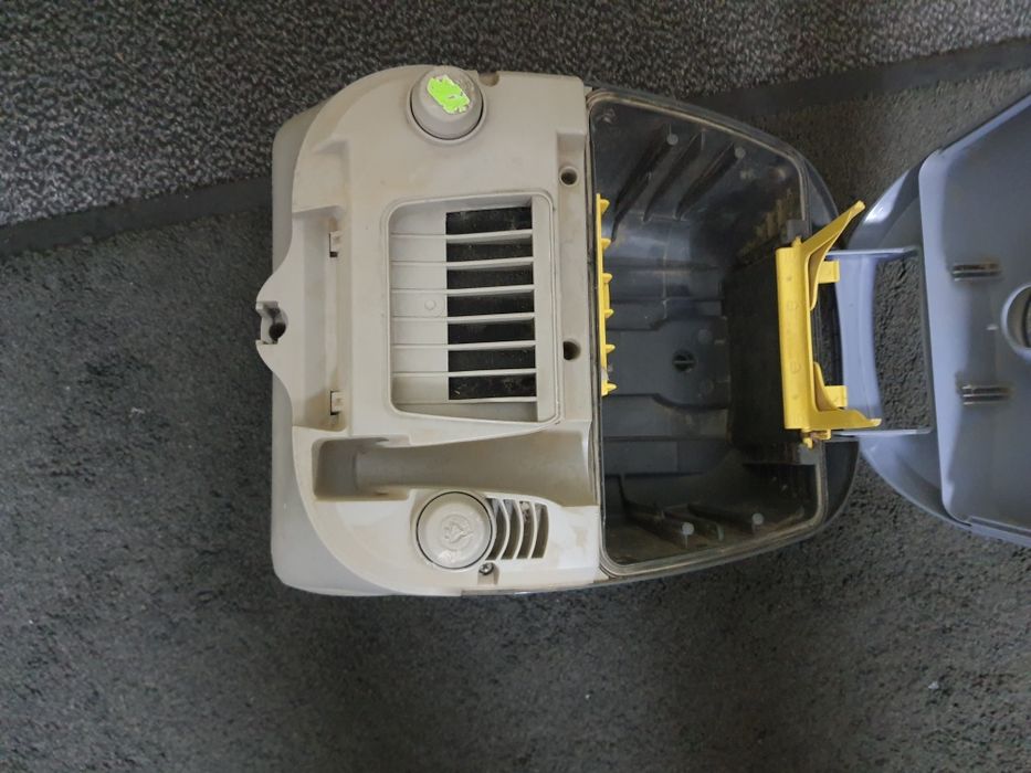 Пилосос, пилосмок, порохотяг Samsung VCC41U1V3P на запчастини