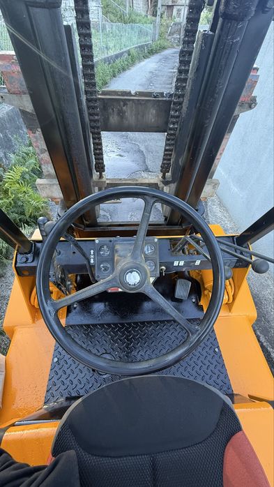 Empilhador Hyster H4.50XL – 4.500 kg