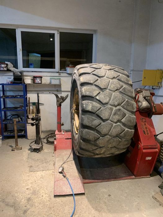 Вантажний шиномонтажний станок SICE S 545 (R56) Італія