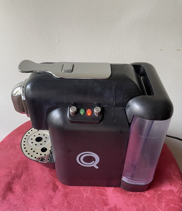 Máquina de café Delta Q - oferta caixa +50 cápsulas