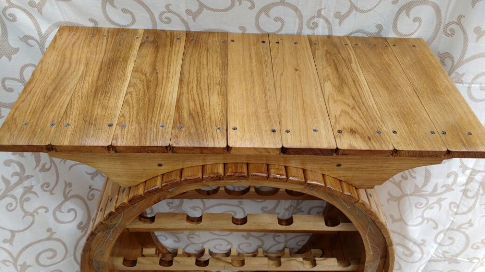 Бар, бочка, полка для винних бутилок