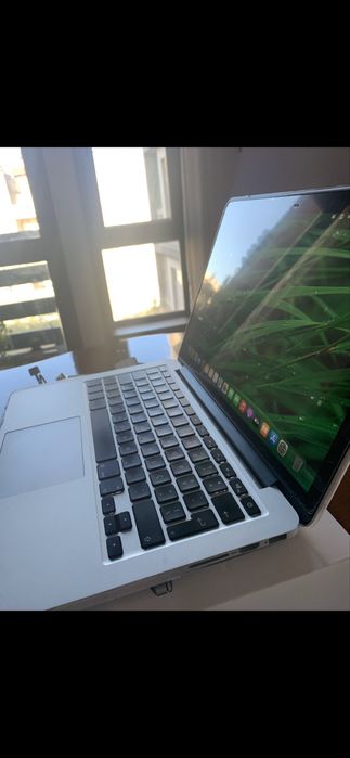 Macbook pro retina496022582492538881