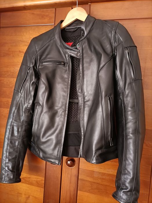 Casaco de pele Dainese Nikita 2 Lady Preto.