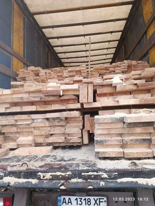 Пиломатеріали Дошка 120*30*6м (лат, кроква, брус, рейка) є доставка