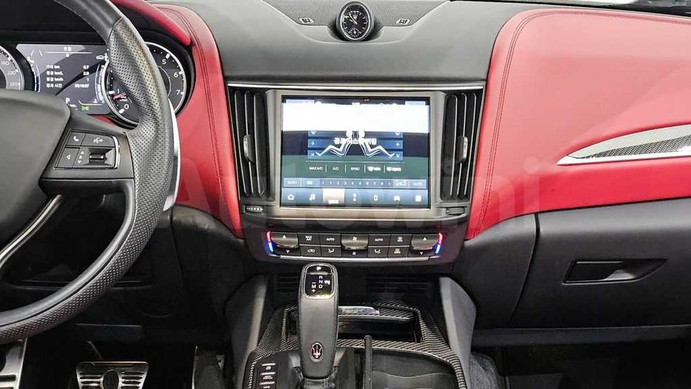 2022 Maserati Levante 3.0 AWD Modena