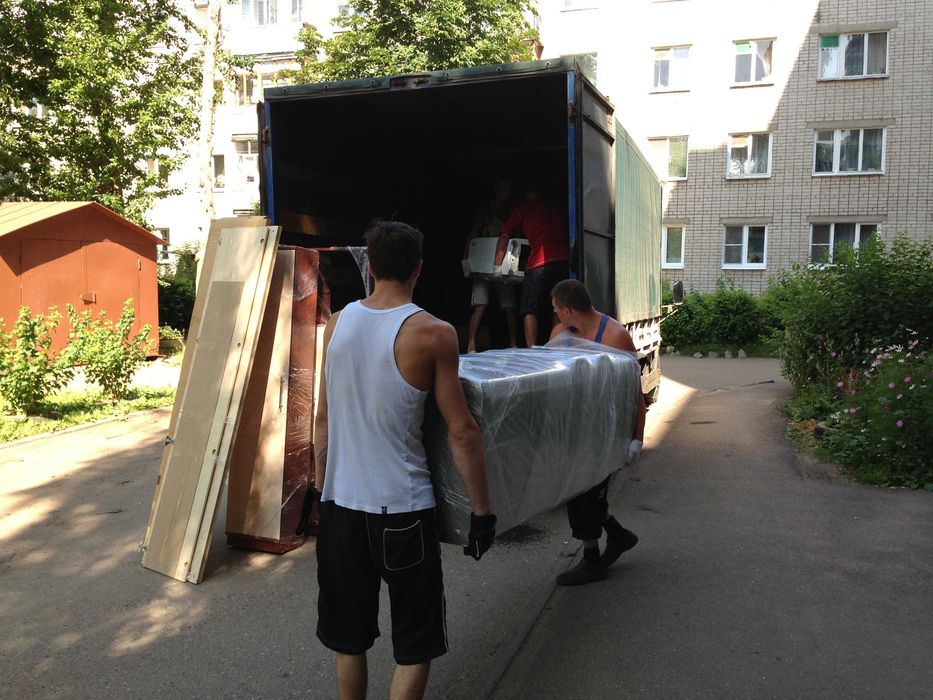 Грузоперевозки Николаев.Перевозка мебели техники.Переезды квартир офис