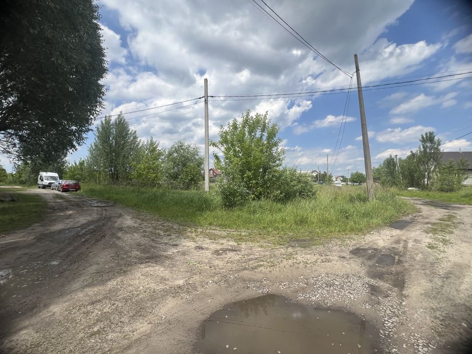 Продаж ділянки Погреби вул Зарічна