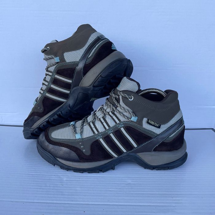 Жіночі трекінгові оригінальні кросівки Adidas Flint TR Mid Gore-Tex. Жіночі  трекінгові кросівки адідас