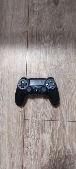 PlayStation 4 pro 1TB