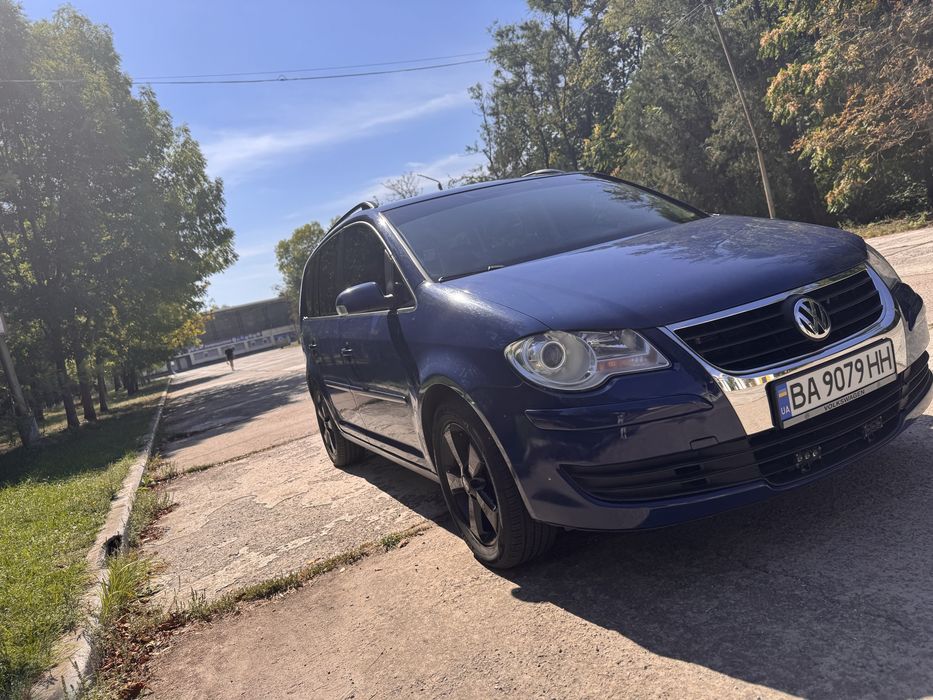 Продам Volkswagen Touran!