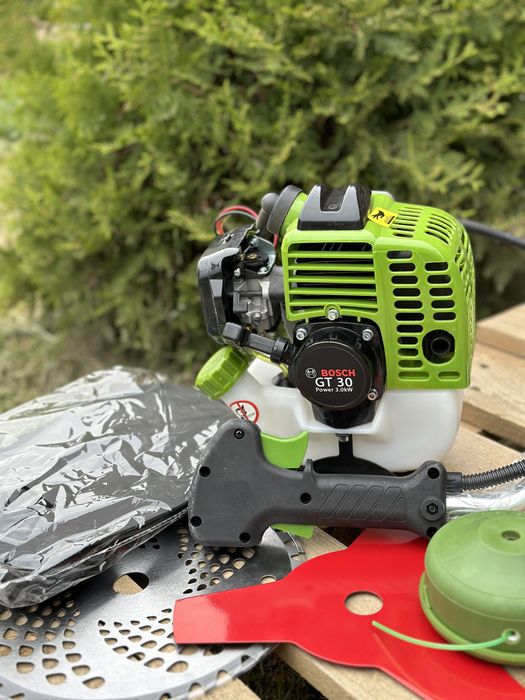 Найлегша бензокоса Bosch Gt 30