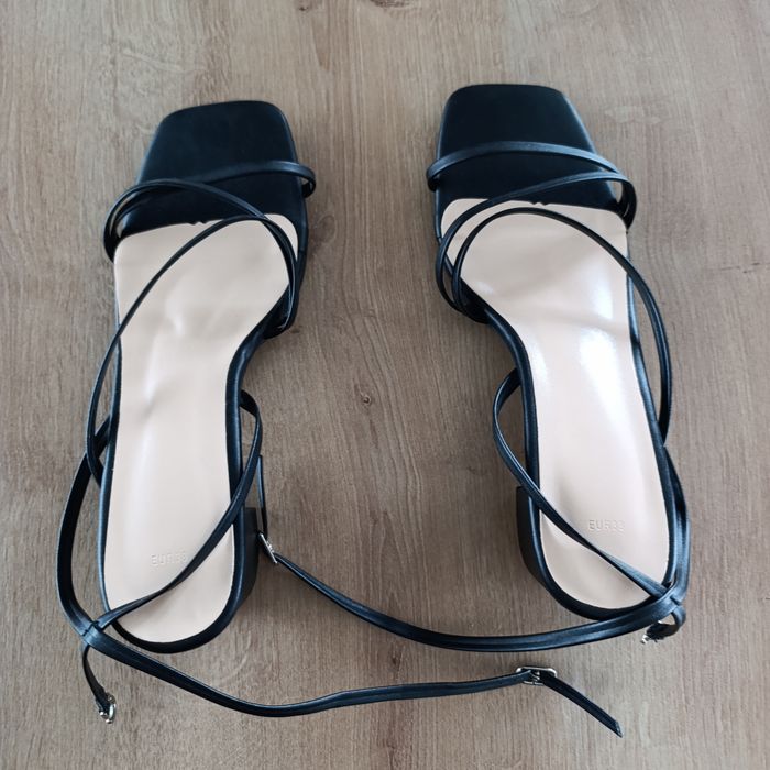 Letnie buty r. 38