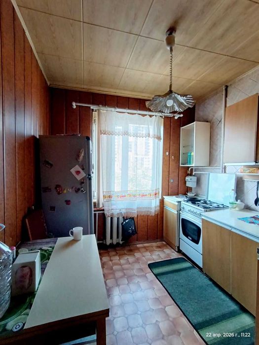 Продам двухкомнатную квартиру на "Таирова" от хозяина.