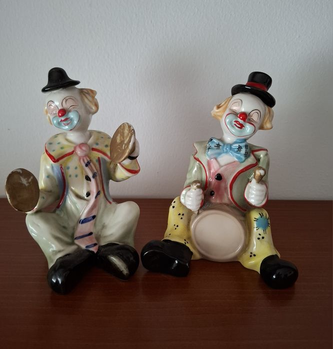 Estátua Estatueta Figura Palhaços Em Porcelana