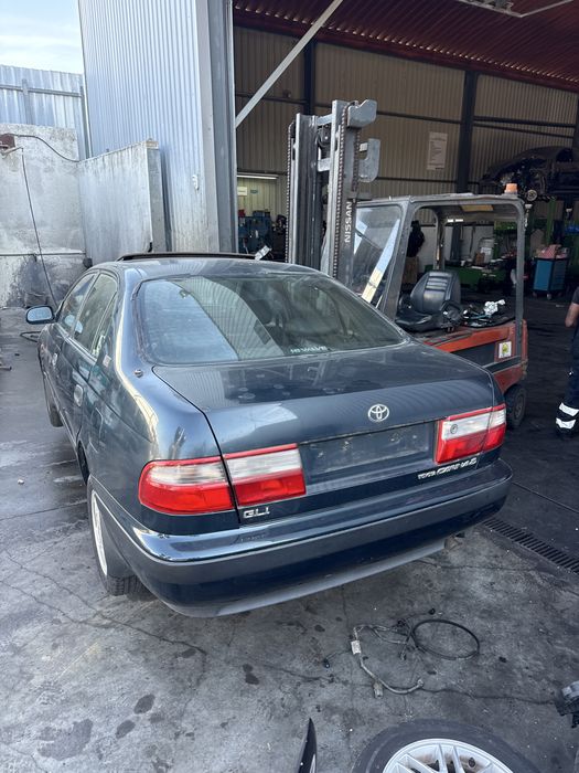 Toyota carina E GLI para pecas