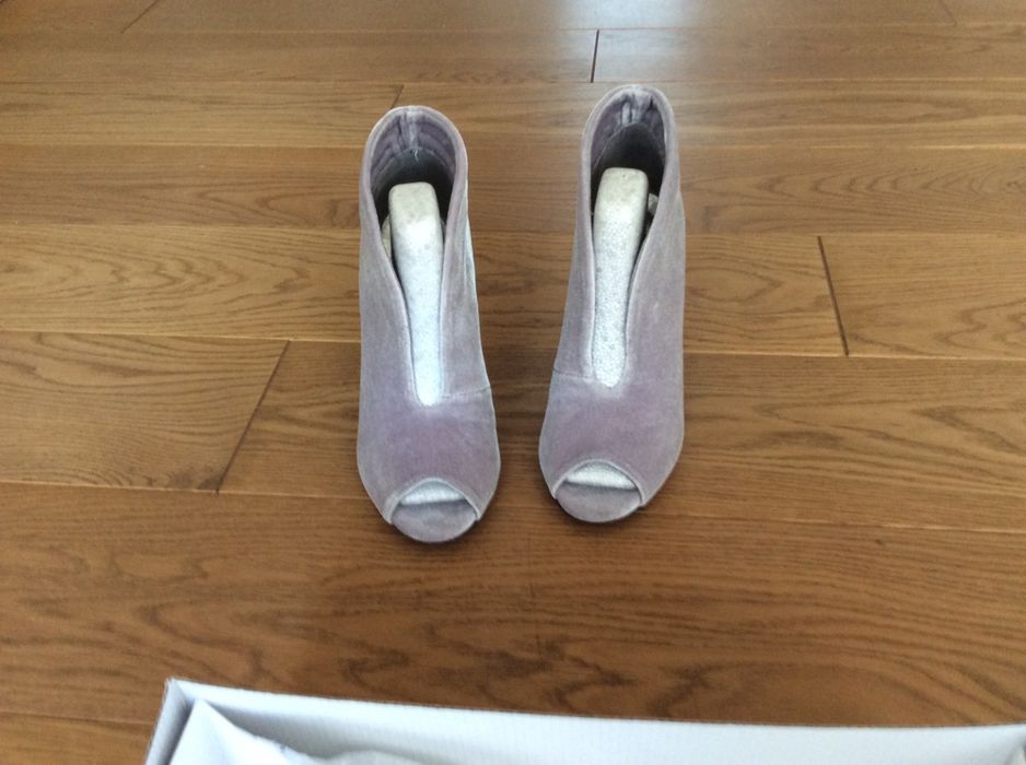 Nowiutkie buty na wiosnę