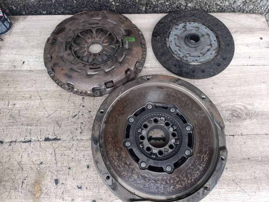 Щеплення маховик TOYOTA Avensis T25 т27 AURIS I 1 E15 2.0 D4D 1AD-FTV