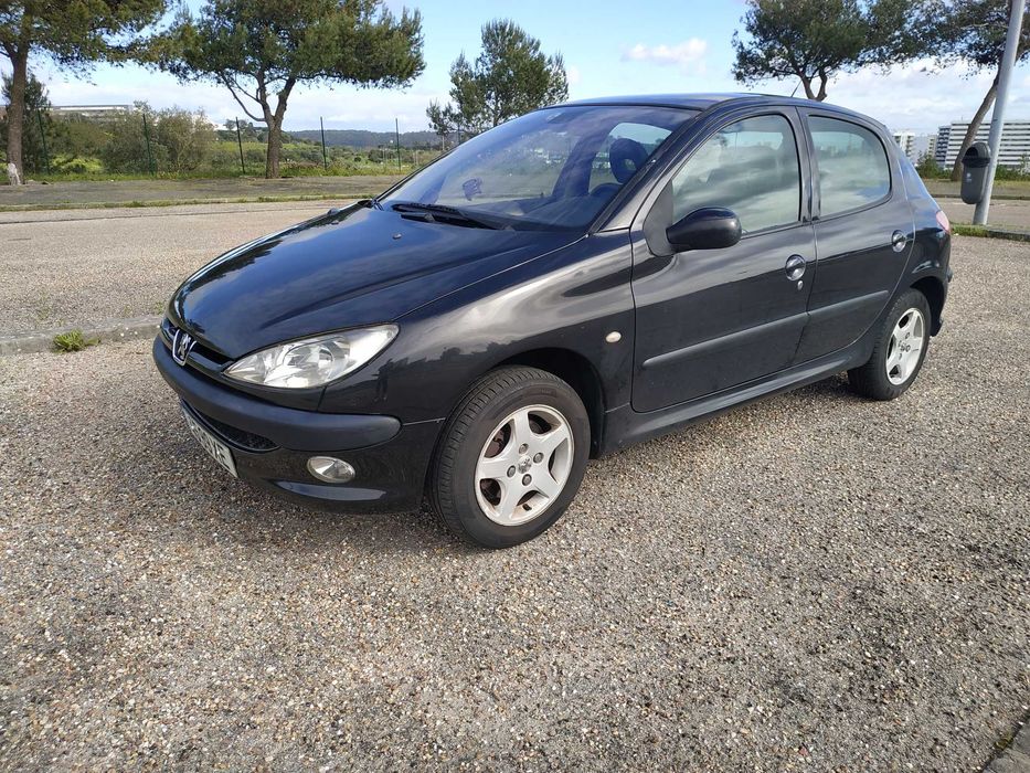 Peugeot 206 1.4 16V Black and Silver