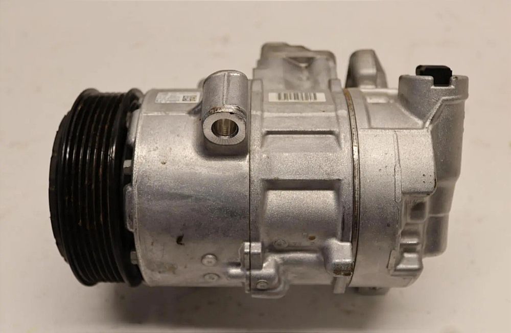 Компрессор кондиционера Subaru outback legacy b16 2020