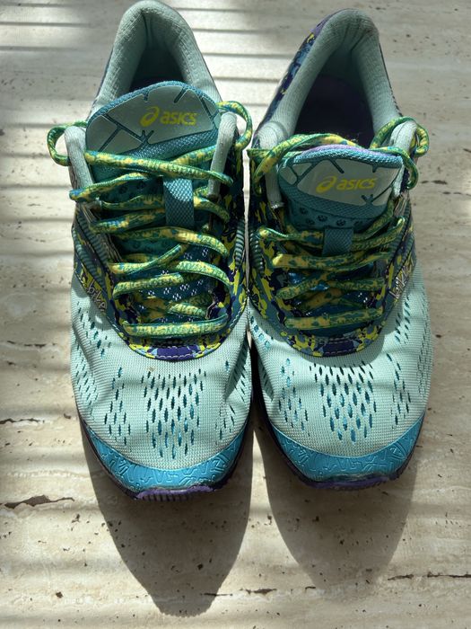 Фірмові дитячі кросівки