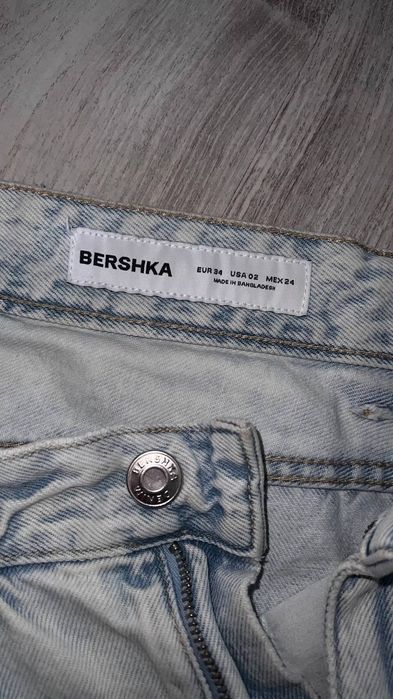 Джинси 36р Bershka