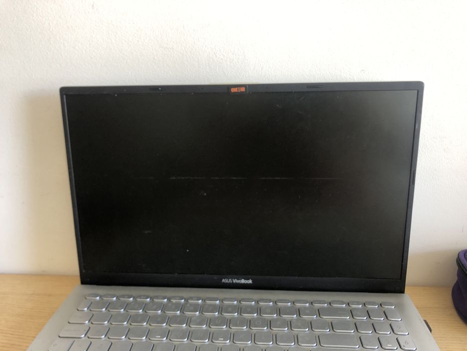 ASUS vivobook 15430093092972154882