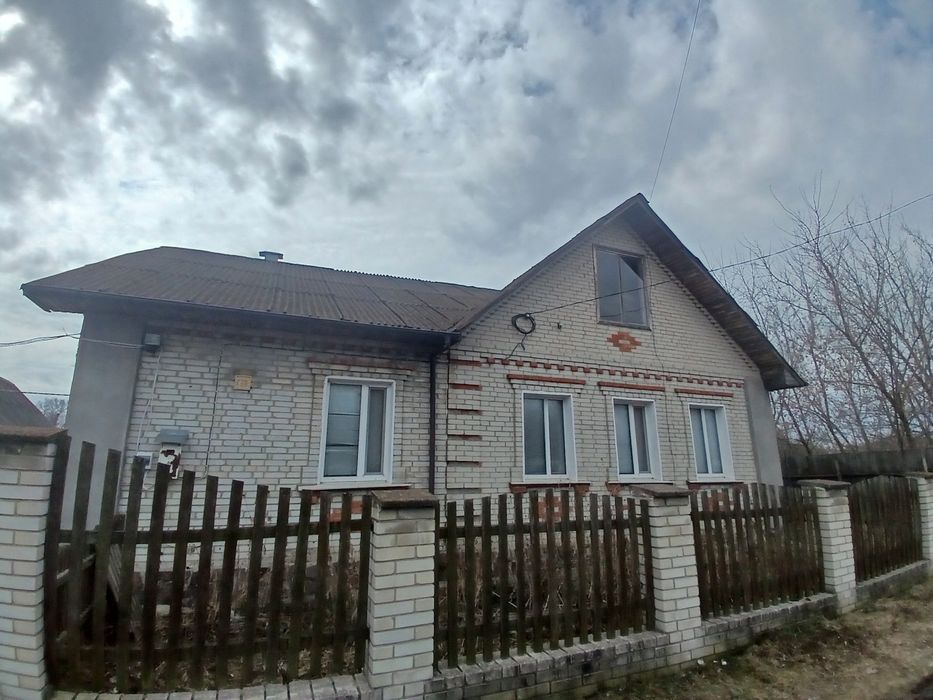 Продається затишний будинок