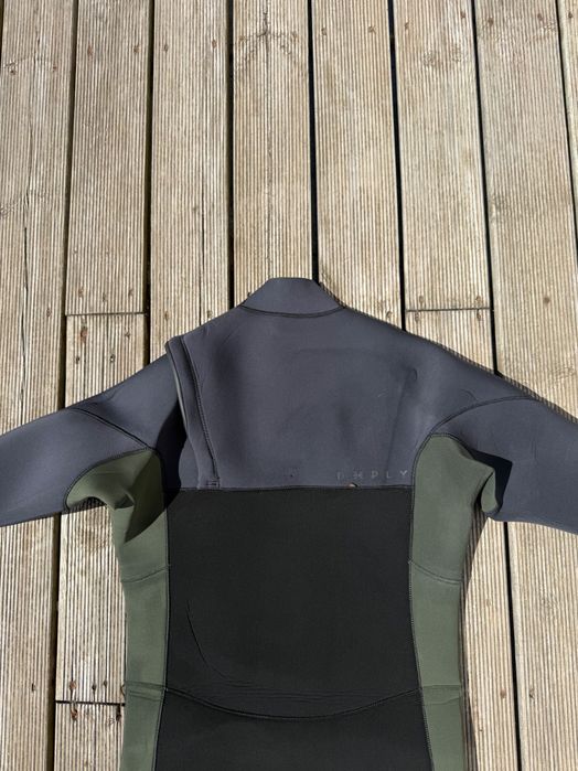 Fato de surf Deeply Limitless Frost 4/3 XL/XXL como novo topo de gama