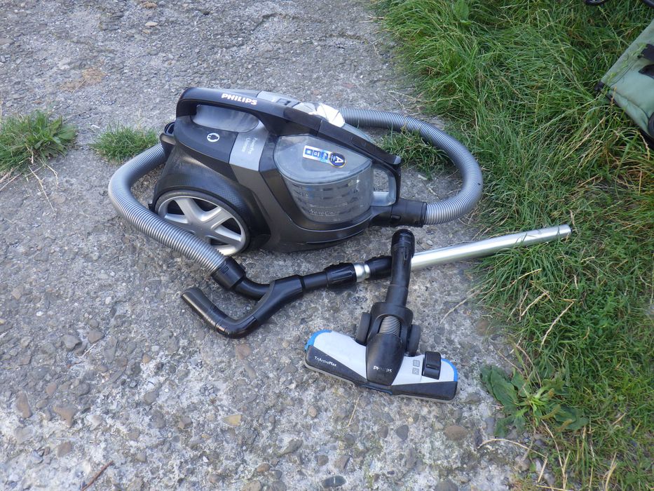 PowerPro Ultimate Odkurzacz bezworkowy FC9921