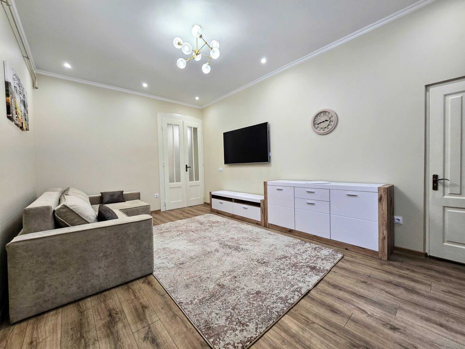 Здається 2-Х кімнатна квартира в ЦЕНТРІ міста на вул.ЖУКОВСЬКОГО