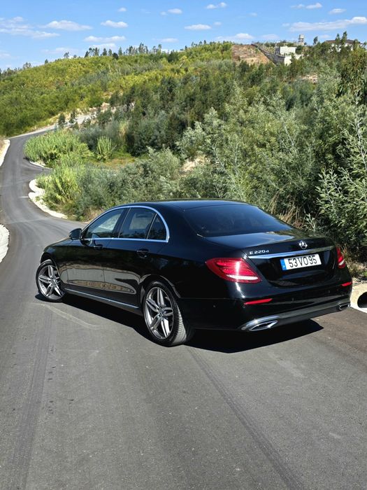 Mercedes-Benz E220 d Avantgarde — photo 2