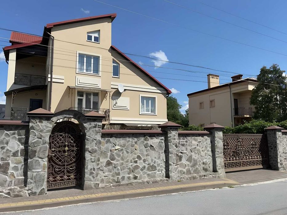 Будинок, оренда! Зимна Вода, 1200$ 300м.кв