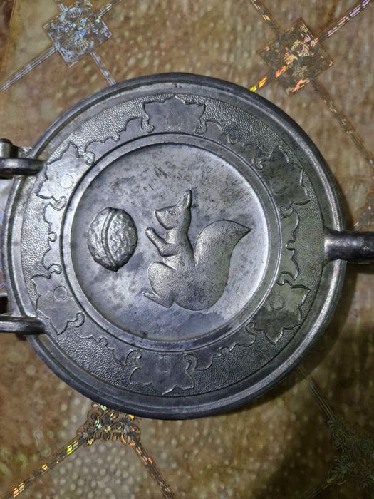 форма СССР для выпечки орешков,