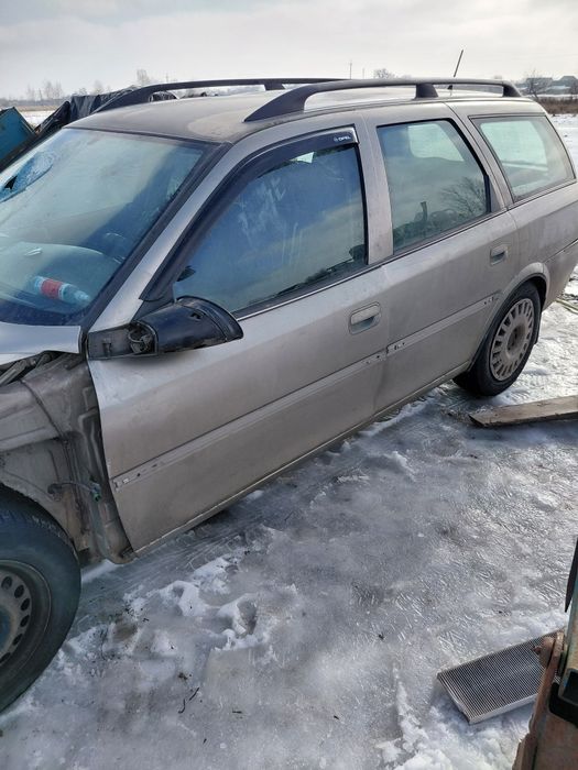 Продам опель вектра 2.0 бензин