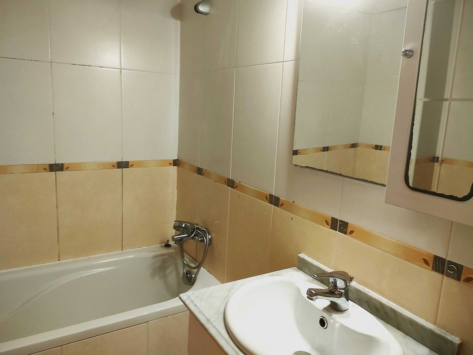 T1 no centro de Eiras